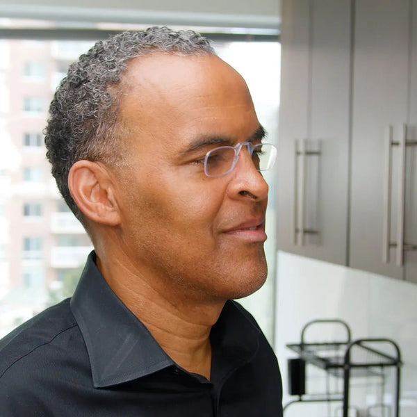 2-Pack Readers + Silver Universal Pod