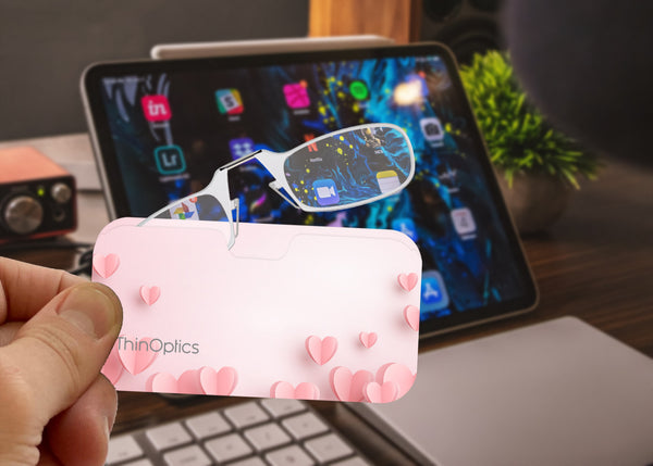 Readers + Pink Hearts Universal Pod