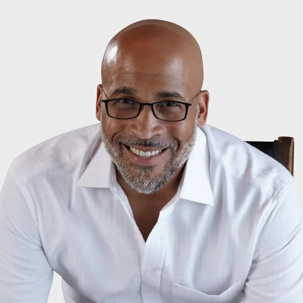 Brooklyn Full Frame Reading Glasses + Connect Case