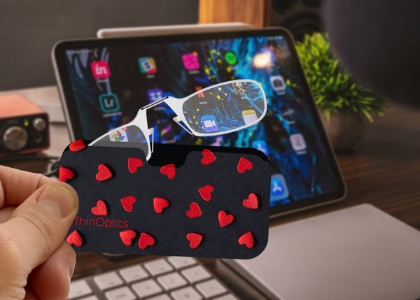 Readers + Red Felt Hearts Universal Pod
