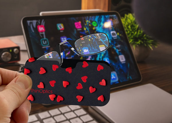 Readers + Red Felt Hearts Universal Pod